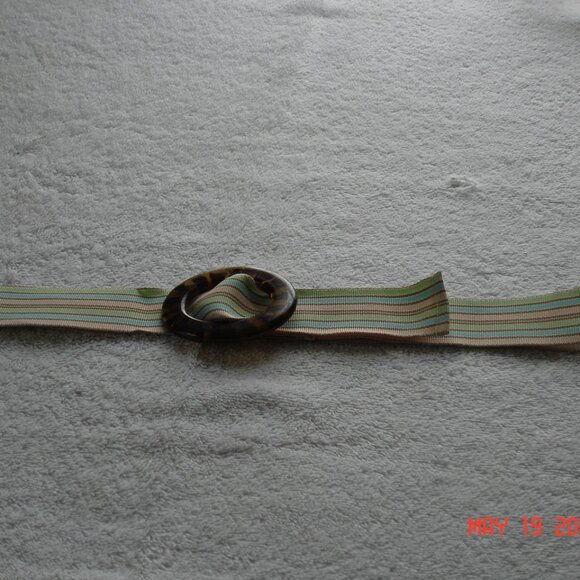 Lot of 4 Women's Belts Stretchy Elastic Hot Pink Black White and Stripe - Picture 9 of 9